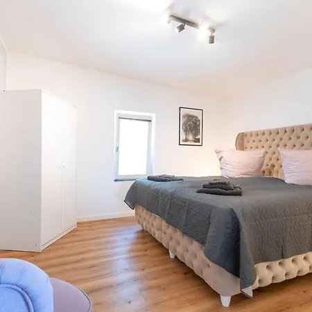 Modernes Scheunen-loft * Kehrig